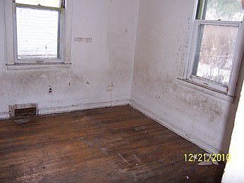 2nd image of 13438 Hasse St