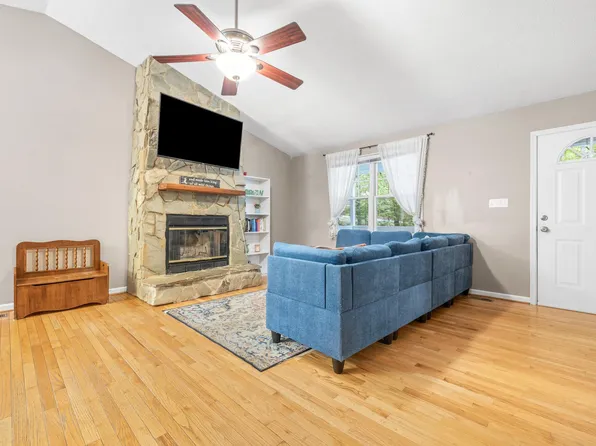 21 Ashton Rd, Palmyra, VA 22963