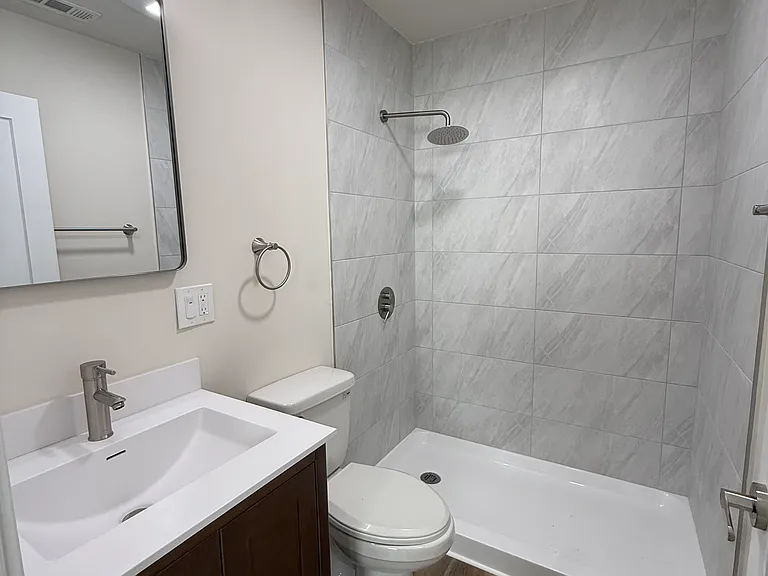 5021 Elmwood Ave #5021 — Photo 6