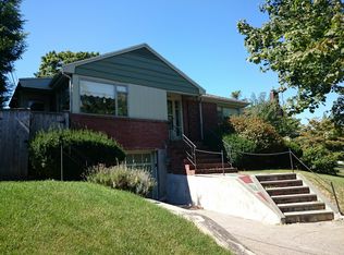 242 Weld St, West Roxbury, MA 02132