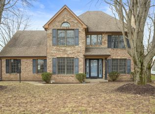 25 Park Ct, Pendleton, IN 46064