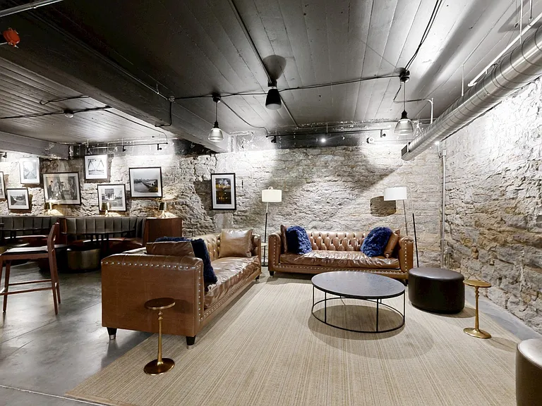 Labelle Lounge