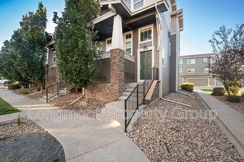 1524 Venice Ln