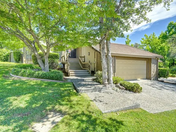 1271 Red Dog Ln, Auburn, CA 95603