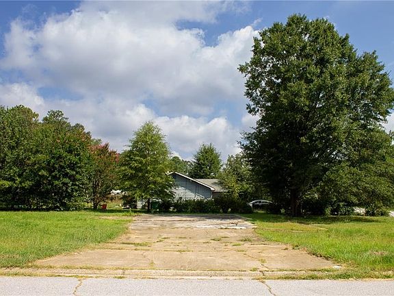 2nd image of 8465 Kendrick Rd Unit 1
