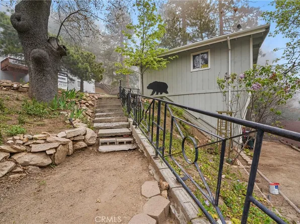 30919 Valley Oak Dr, Running Springs, CA 92382