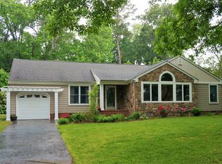 8205 Woodland Cir, Suffolk, VA 23436