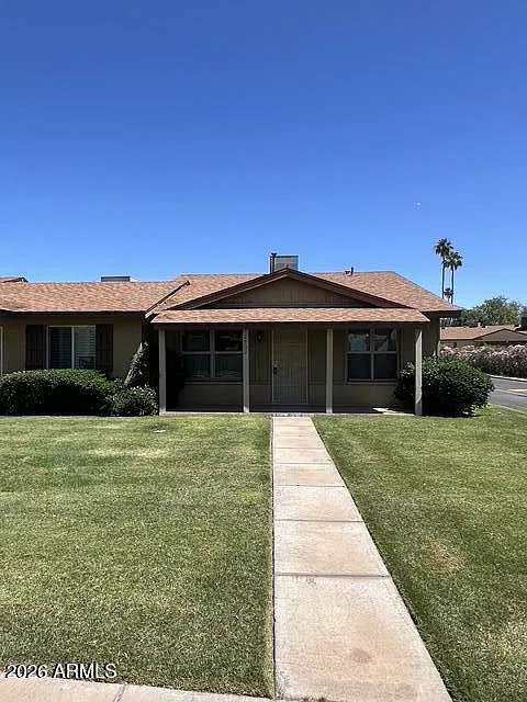3 bed, 2.0 bath, 1292 sqft, $1,999 — Photo 1