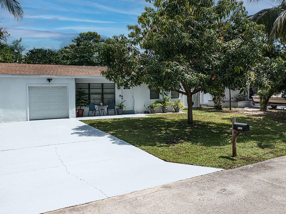 1st image of 1561 NE 30TH Court