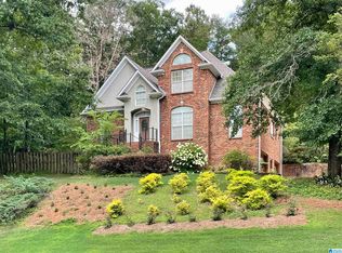 207 Weatherly Club Dr, Alabaster, AL 35007