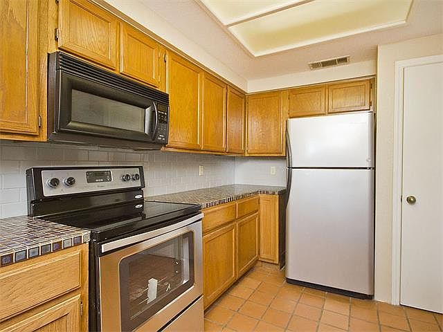1st image of 8200 Neely Dr APT 108