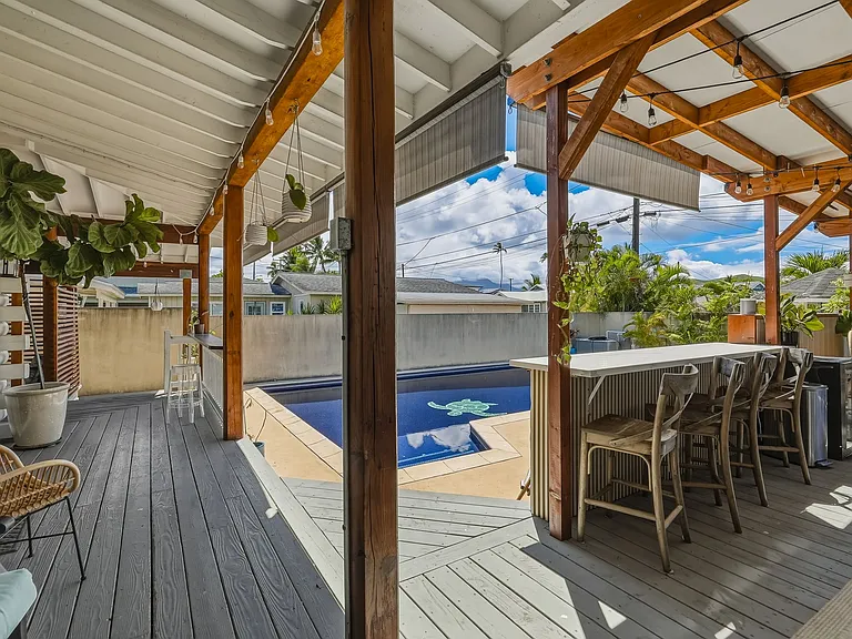 223 Mookua St — Photo 32