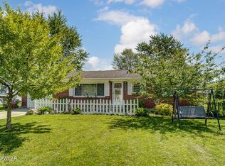 116 N Rauthland Ave, Wapakoneta, OH 45895