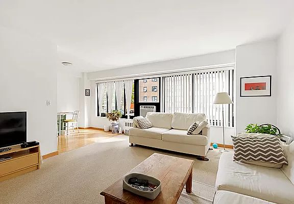 2nd image of 3343 14th St APT 2D