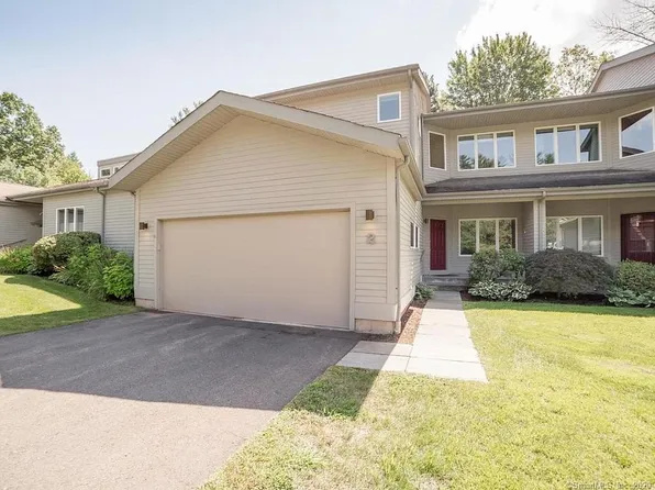 2 Templeton Ct, Avon, CT 06001