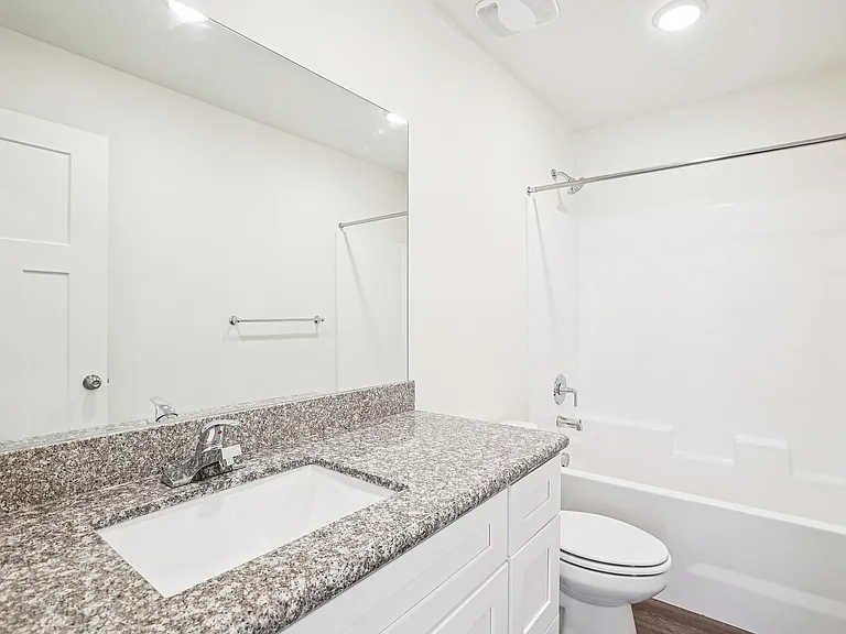 Villas at The Pointe — Photo 32