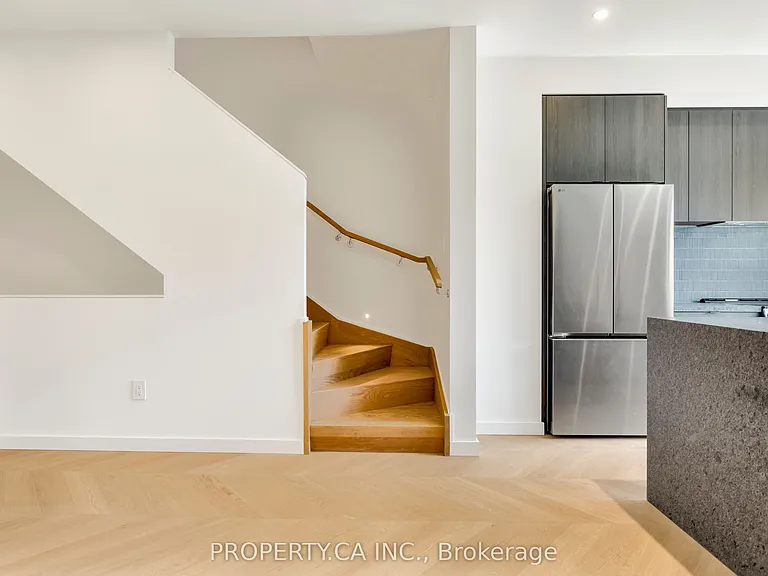 301 Keele St #4 — Photo 15