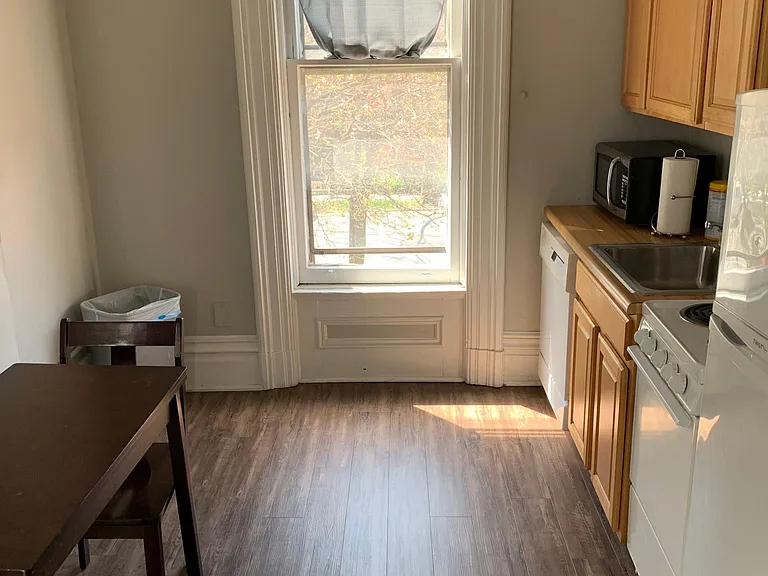 1076 Neil Ave #2B — Photo 7