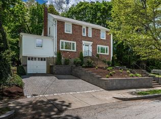 150 Cotton St, Newton, MA 02458