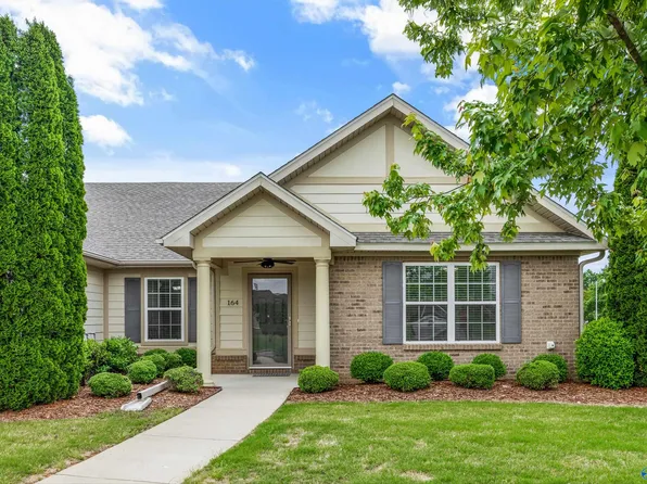 164 Moore Farm Cir NW, Huntsville, AL 35806