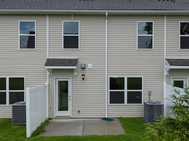 128 Mattie Ct — Photo 23