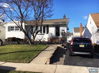 173 Colonial Ave, Saddle Brook, NJ 07663