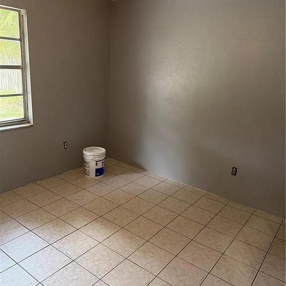 18500 Winter Haven Rd — Photo 6
