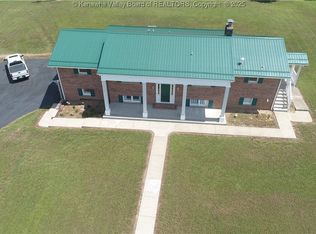 # 3 Lou's Dr, Elkview, WV 25071