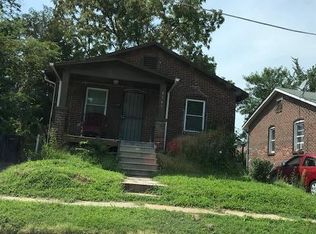 4345 Dardenne Dr, Saint Louis, MO 63120