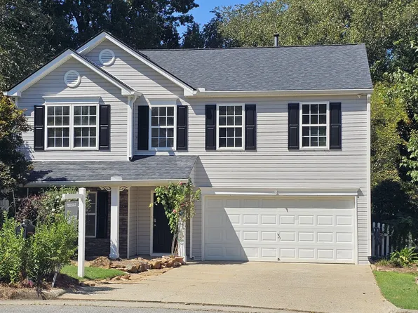528 Lazy River Ln, Woodstock, GA 30188