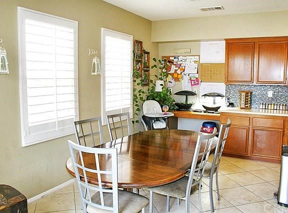 2nd image of 10940 Mesa Linda St