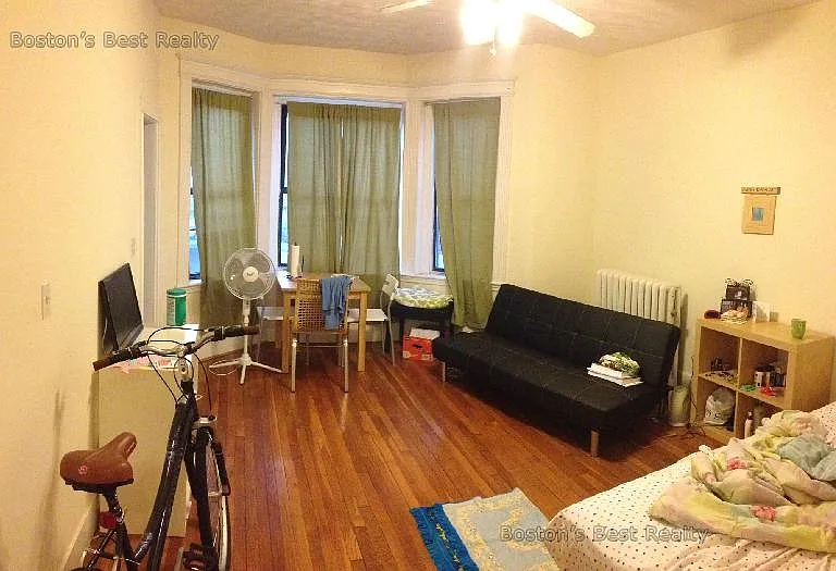 1318 Commonwealth Ave #9 — Photo 2