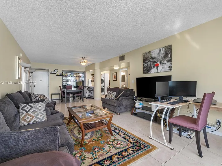 3725 S Ocean Dr #1110 — Photo 7