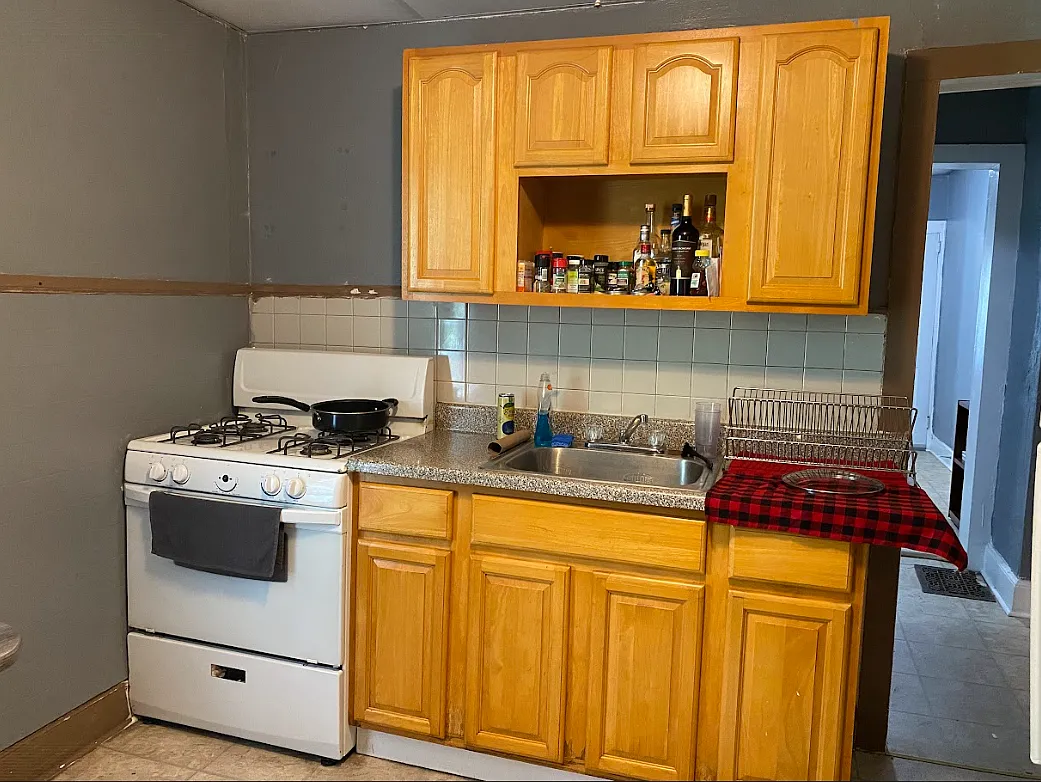 1 bed, 750 sqft, $865 — Photo 2