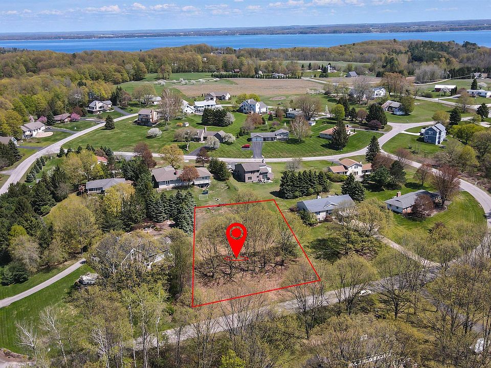 1st image of 10418 W Marion Dr