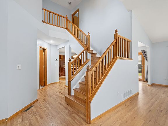 3rd image of 2925 Stockbury Dr