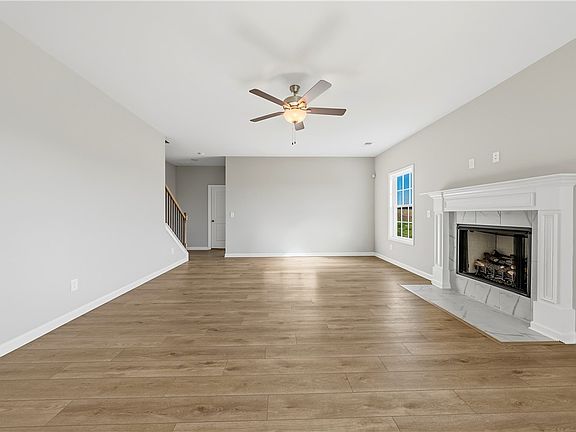 5th image of 2931 Wyndham Village Dr