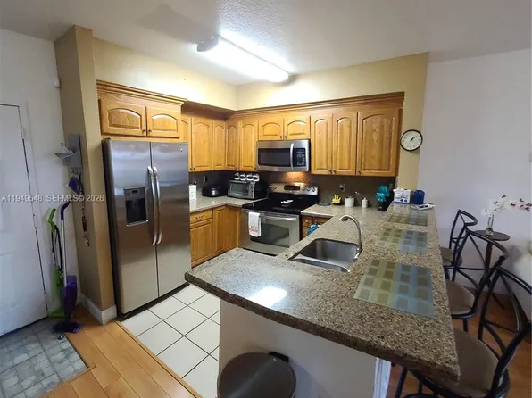 11060 SW 196th St APT 406, Miami, FL 33157