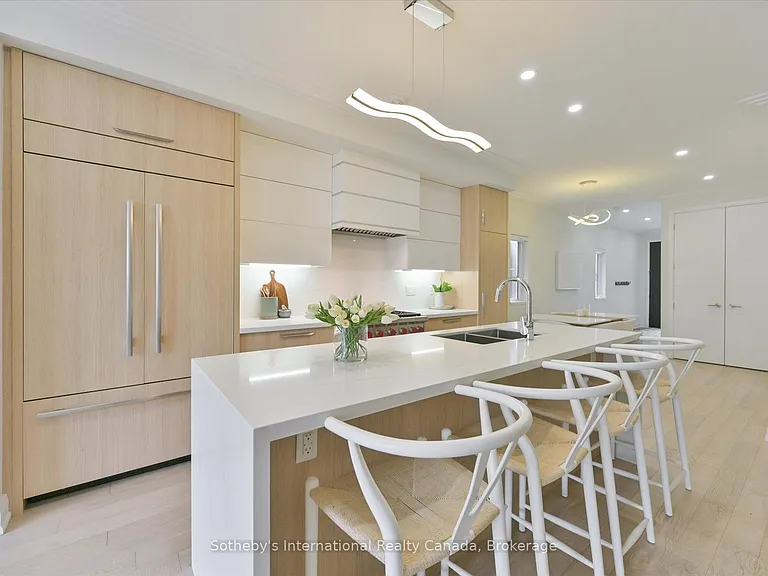 41 A Maple Ave N — Photo 9