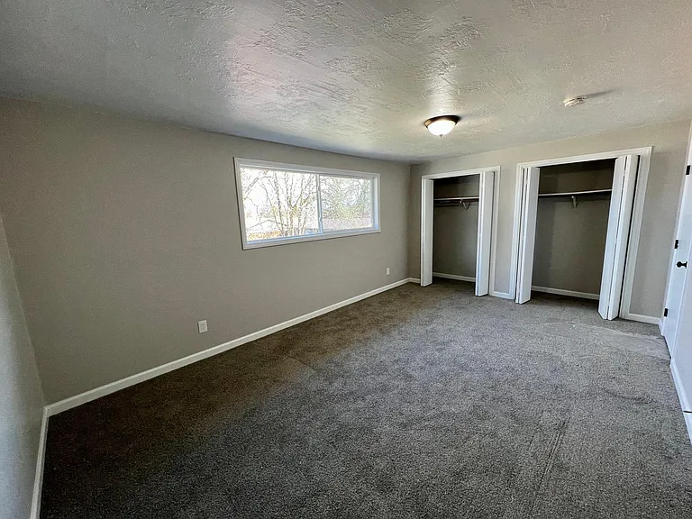 2575 NW Fairlawn St — Photo 19