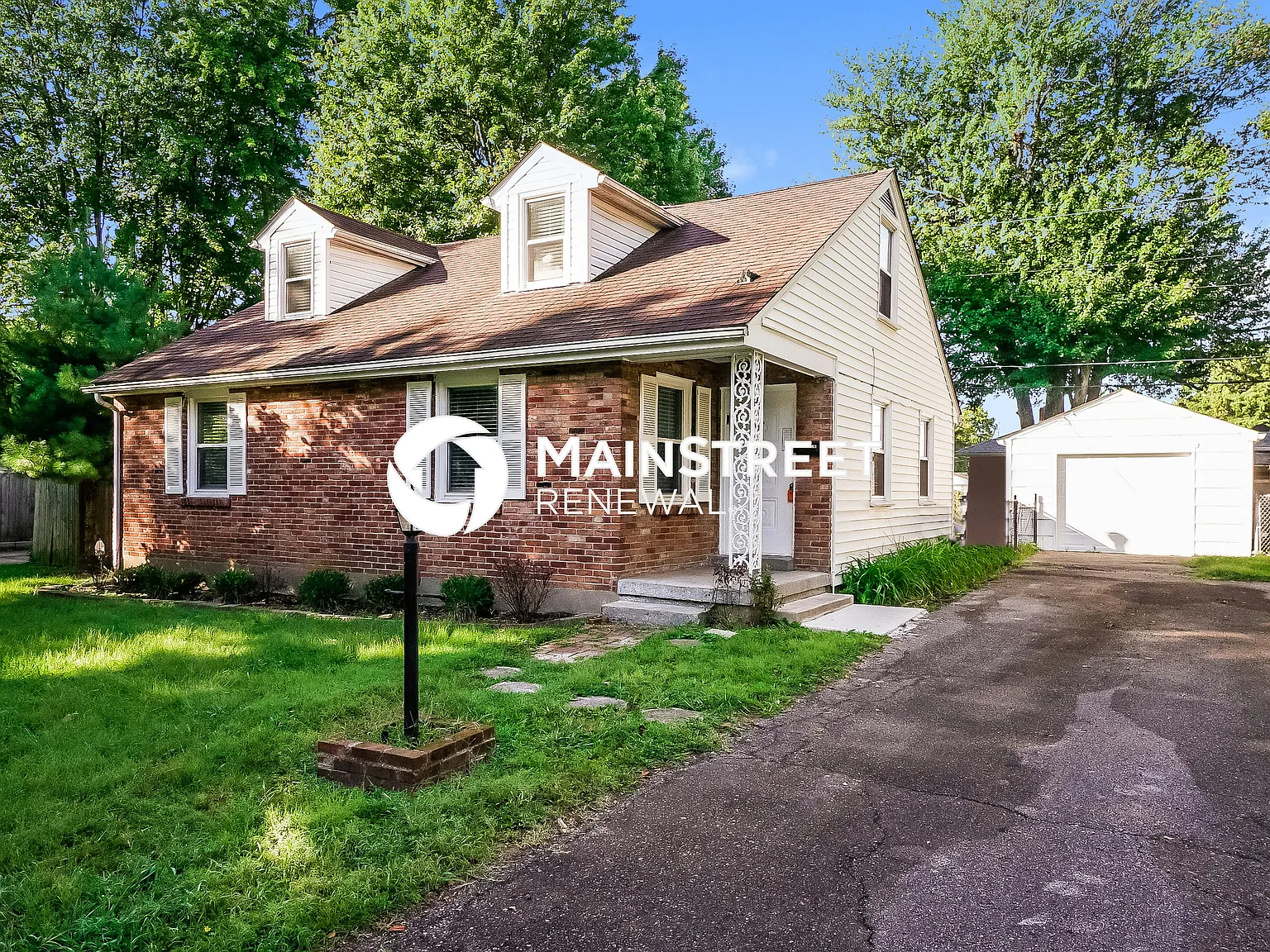 3220 Stratford Ave — Photo 2