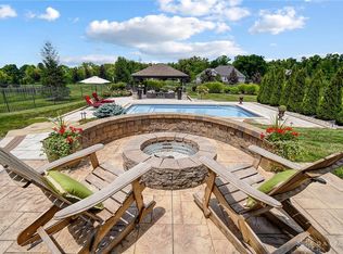 8223 Turning Leaf Xing, Springboro, OH 45066