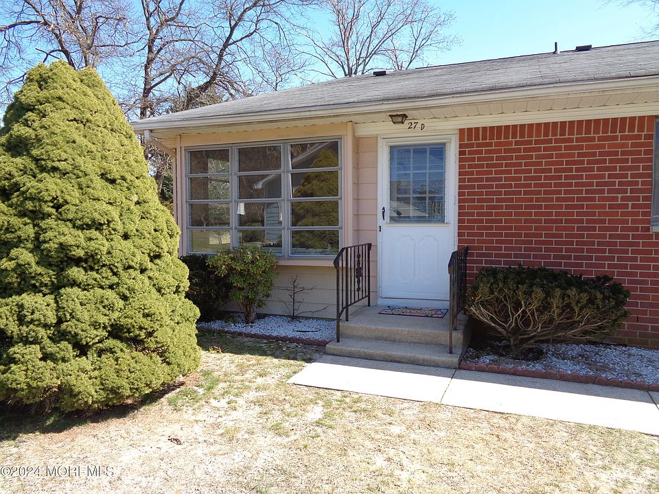 1st image of 27 Salem Drive #D
