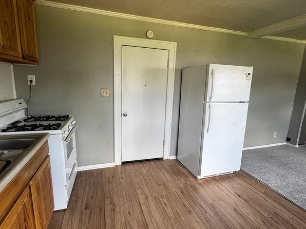 110 W Euclid St #3, Green Springs, OH 44836