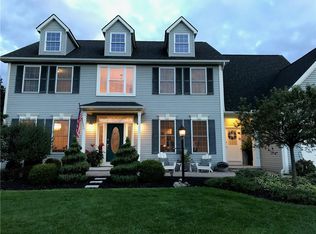 6771 Springdale Ct, Victor, NY 14564