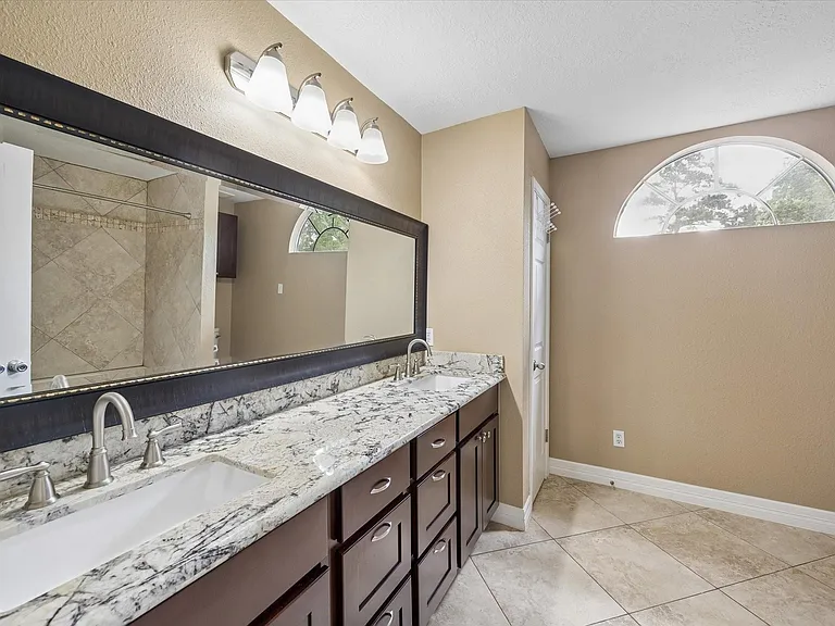 9 E Willowwood Ct — Photo 13