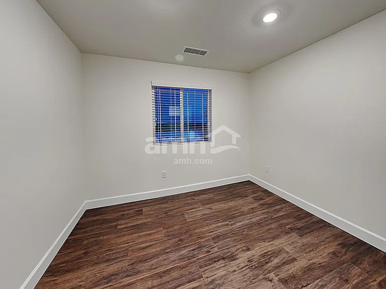 14922 W 82nd Pl — Photo 17