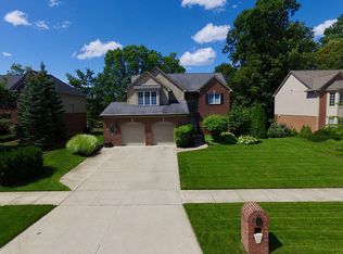2054 Baron, Rochester Hills, MI 48307