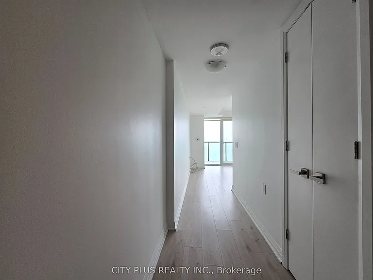 99 Foxbar Rd #1906 — Photo 7