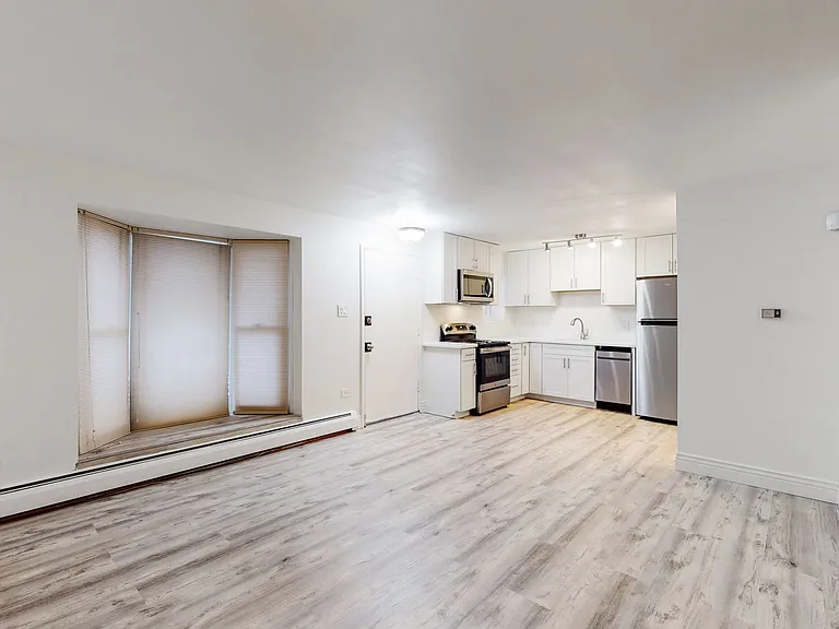 1355 N Gaylord St #2 — Photo 7